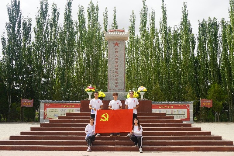 k8凯发社会实践团“红耀兴农先锋队”在靖远县追寻红色足迹，传承红色基因