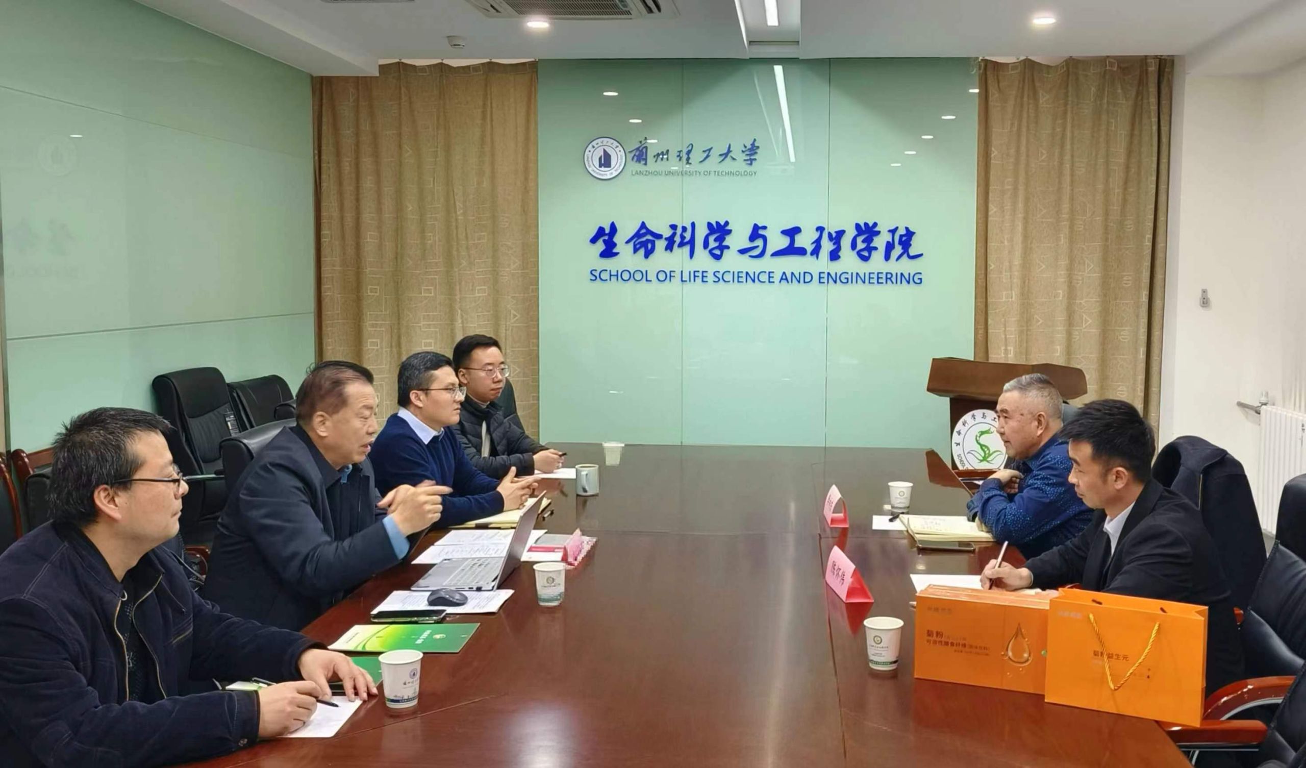 甘肃利尔康生物有限公司造访k8凯发 甘肃利尔康生物有限公司造访k8凯发