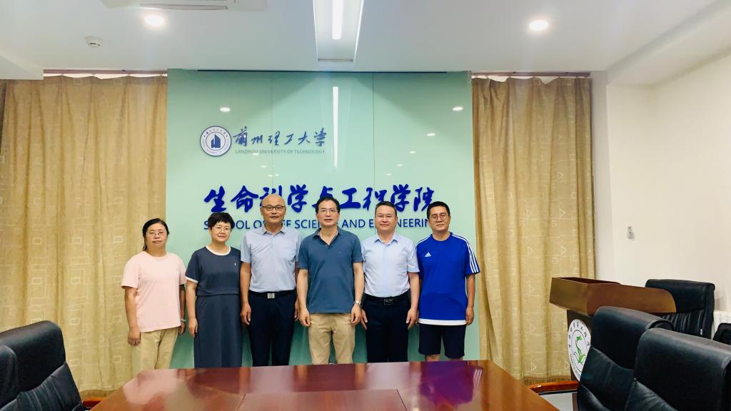 台州公司药公司胡金峰教授做客“生命科学与健康”讲坛