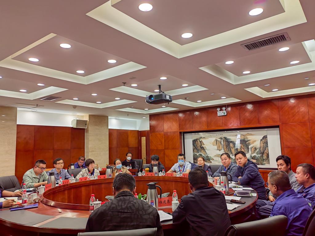 “三抓三促”进行时丨k8凯发教师赴嘉峪关参加科技成果推介会暨产学研校企合作座谈会